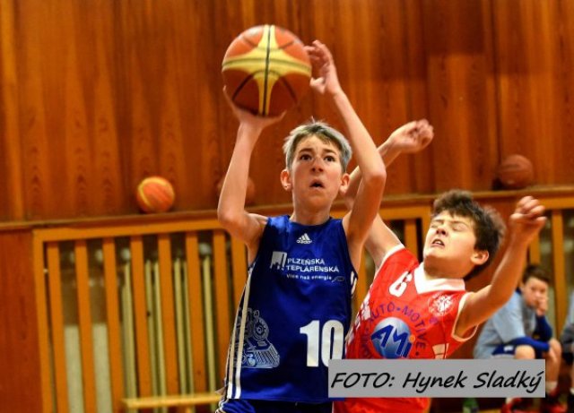 Minižáci v plném tréninkovém zápřahu vyhlíží již dubnové NF
